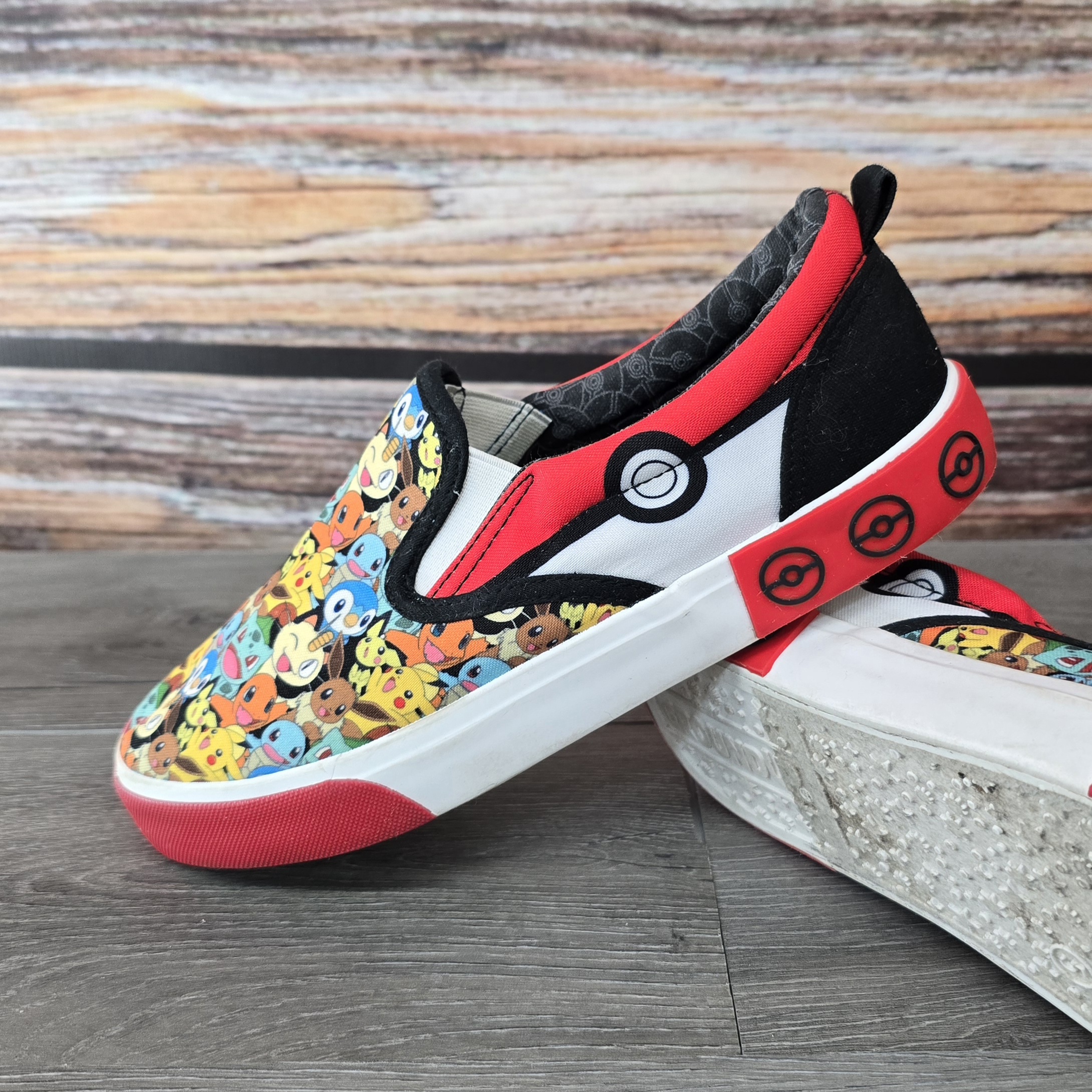Ground Up Pokemon Slip-On Sneakers Size 5 Pokeball Print