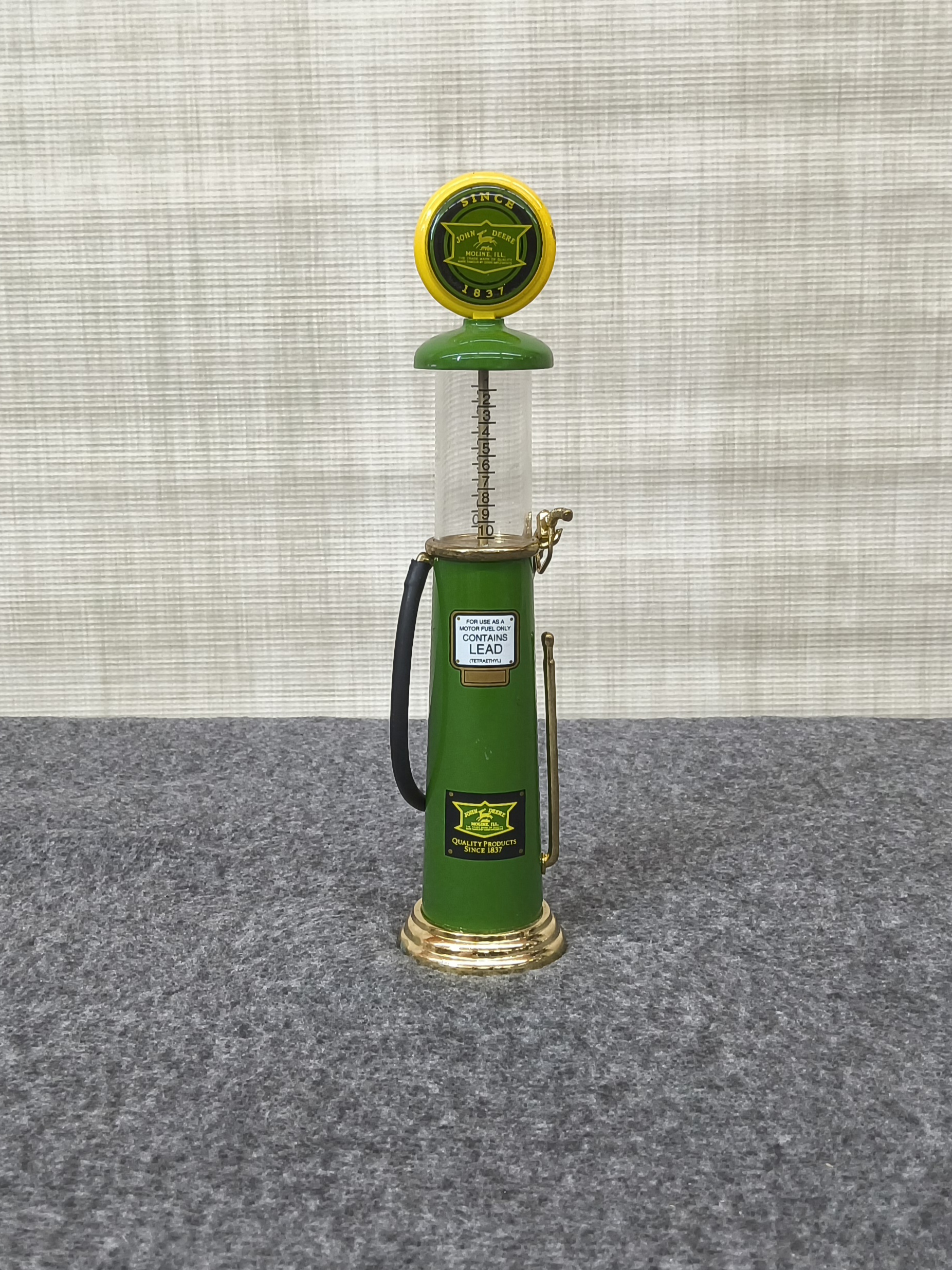 Gearbox Collectibles 1920s Wayne Gas Pump John Deere Diecast Metal Limited Edition replica.